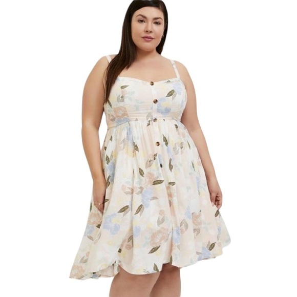 TORRID Light Pink Floral Hi-lo Challis Dress NWT SIZE 00 (10) - Picture 1 of 8